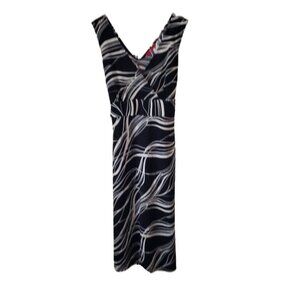 XI Black & White Swirl V-Neck & Back Tie Back Dress